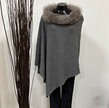 Load image into Gallery viewer, Gray Cashmere poncho with fox collar
