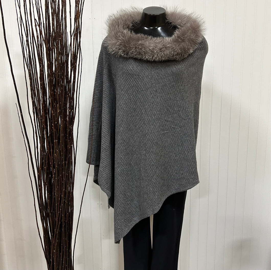 Gray Cashmere poncho with fox collar