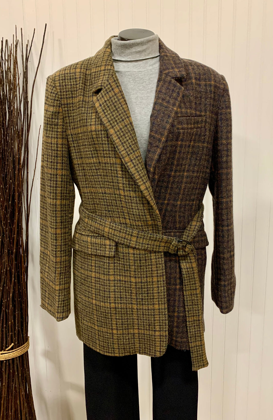 Women’s Tweed Jacket Blazer with Belt Size Large