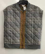 Load image into Gallery viewer, Mystree, plaid vest, size Small
