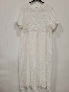 White Puff Sleeve Crinkle Dress