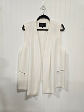 Load image into Gallery viewer, Lafayette 148 Vest
