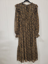 Load image into Gallery viewer, Long Sleeve Brown &amp; Black Dress
