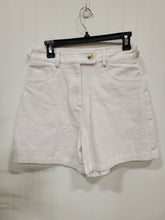 Load image into Gallery viewer, White Shorts w/Back Pocket
